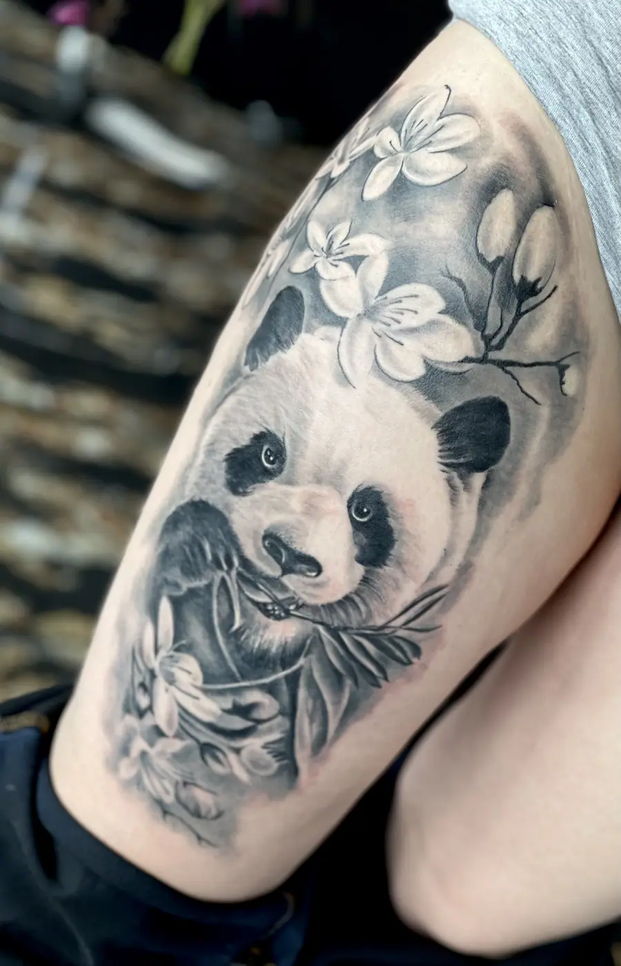 Panda Realistic — Realistic Tattoo von Elisabeth Gerendai, V Tattoo & Beauty Art (Aargau, Schweiz)