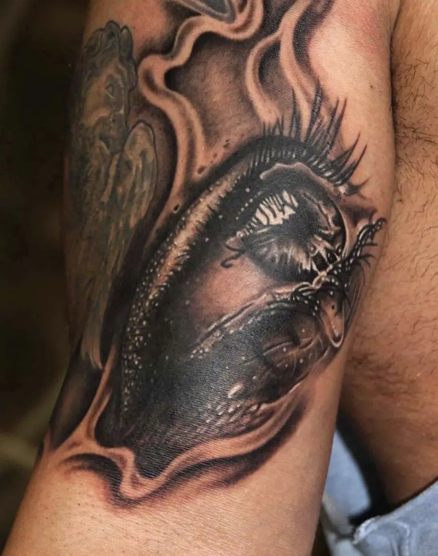 Realistic Auge — Realistic Tattoo von Elisabeth Gerendai, V Tattoo & Beauty Art (Aargau, Schweiz)