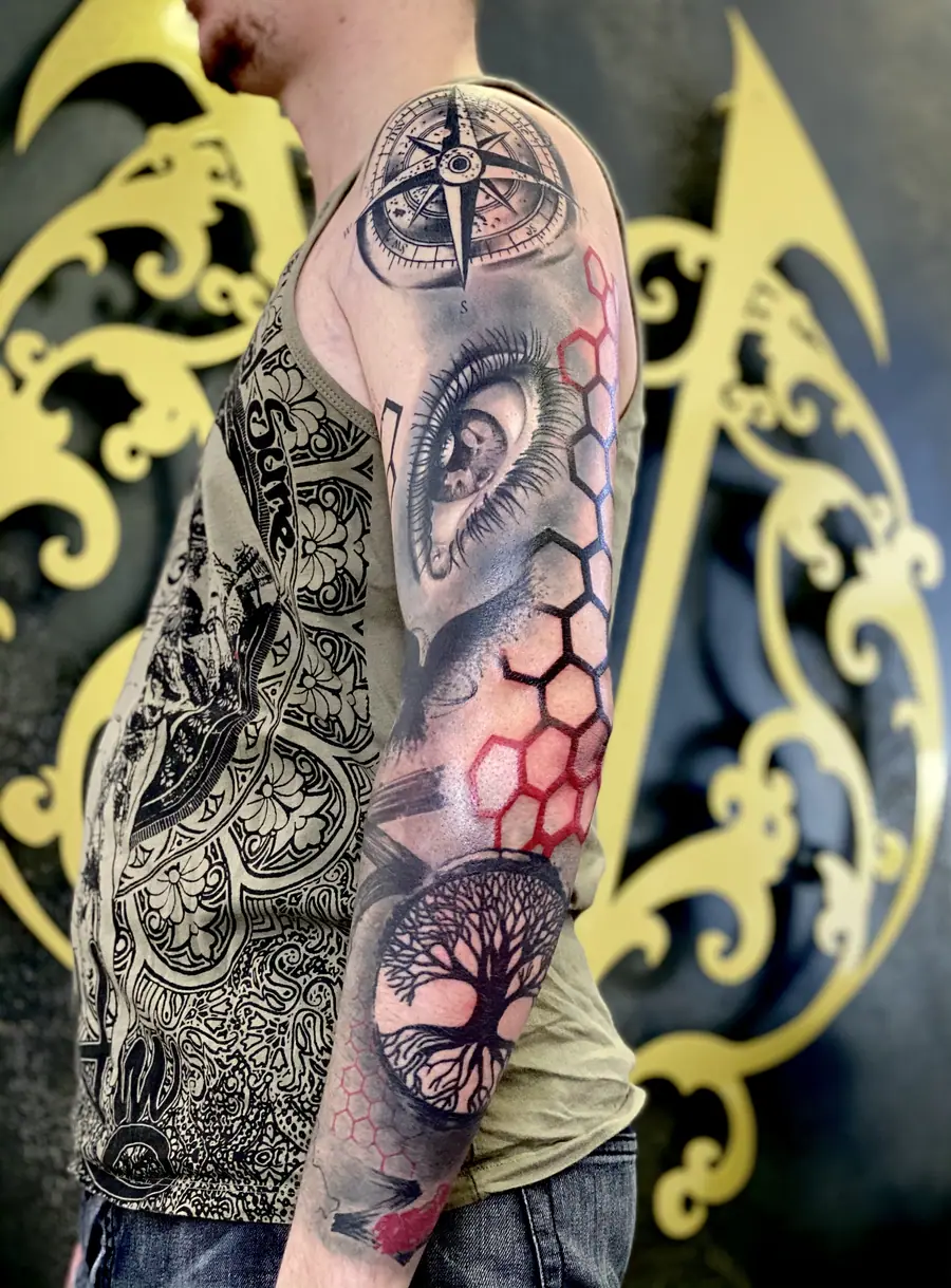 Trash Polka Full Sleeve – V Tattoo & Beauty Art, Wohlen AG