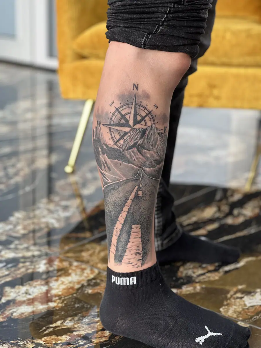 Route 66 Bein — Realistic Tattoo von Elisabeth Gerendai, V Tattoo & Beauty Art (Aargau, Schweiz)