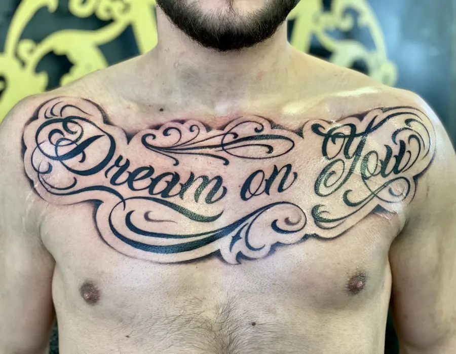 Chicano Lettering — Fine Line / Lettering Tattoo von Elisabeth Gerendai, V Tattoo & Beauty Art (Aargau, Schweiz)