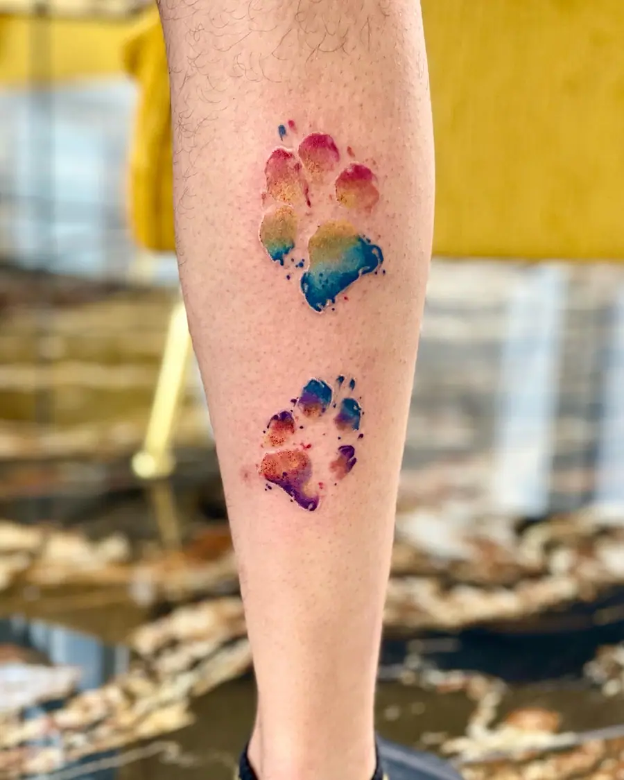 Pattes — Aquarell / Watercolor Tattoo von Elisabeth Gerendai, V Tattoo & Beauty Art (Aargau, Schweiz)