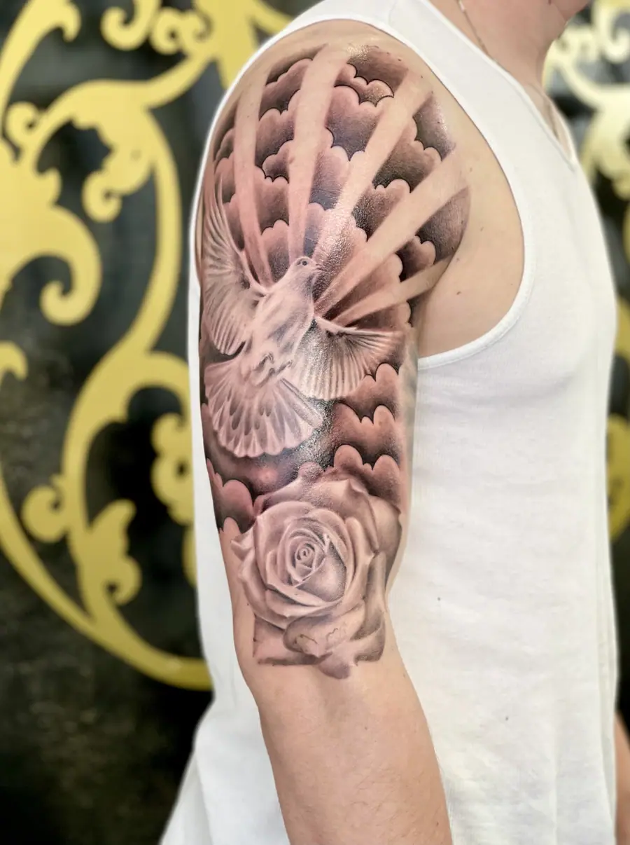 Dove & Rosary — Realistic Tattoo von Elisabeth Gerendai, V Tattoo & Beauty Art (Aargau, Schweiz)