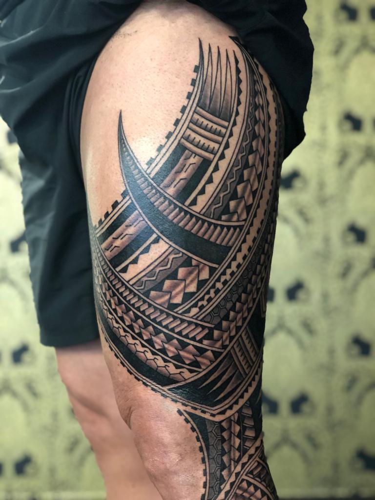 Polynesian Oberschenkel — Maori Tattoo von Elisabeth Gerendai, V Tattoo & Beauty Art (Aargau, Schweiz)