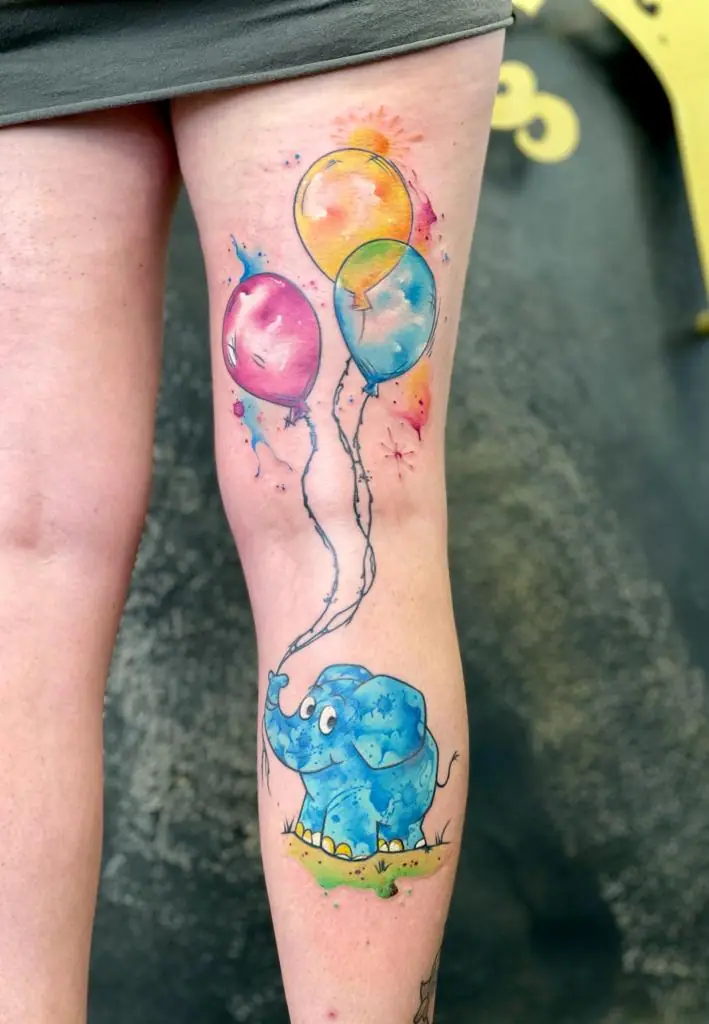Elephant & Balloons — Aquarell / Watercolor Tattoo von Elisabeth Gerendai, V Tattoo & Beauty Art (Aargau, Schweiz)