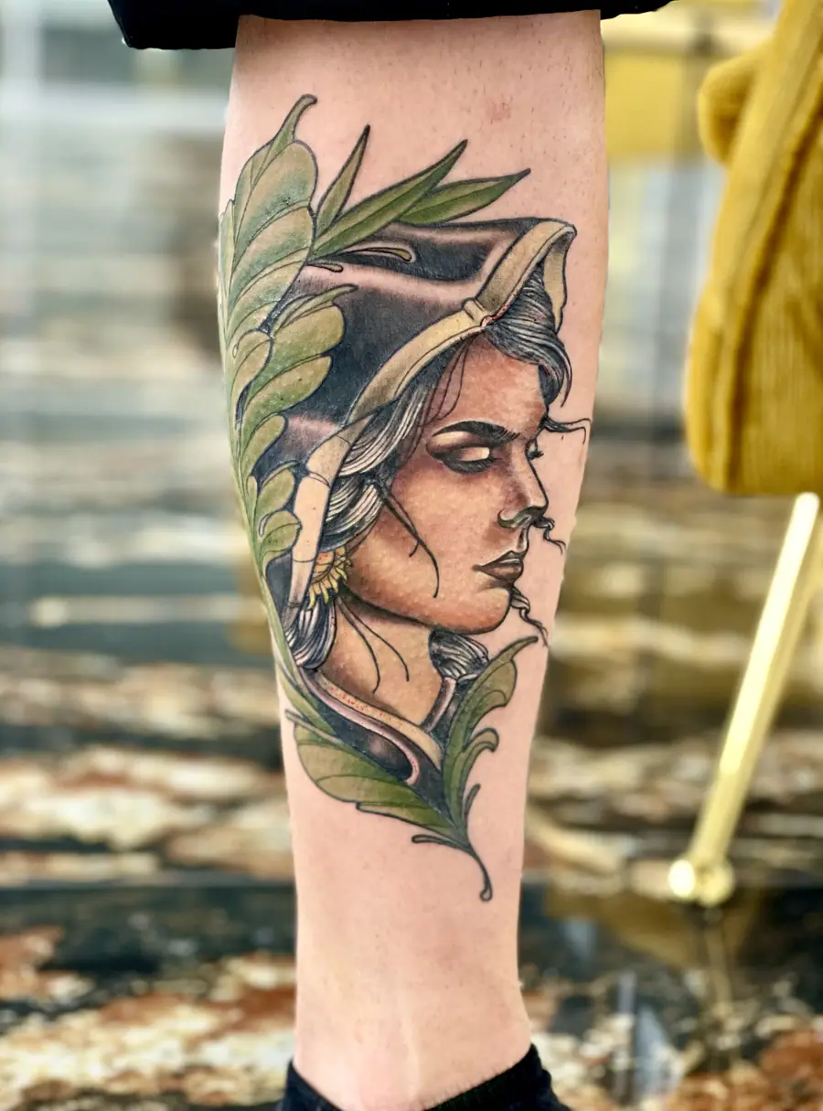 Lady & Leaves — Traditionell Tattoo von Elisabeth Gerendai, V Tattoo & Beauty Art (Aargau, Schweiz)