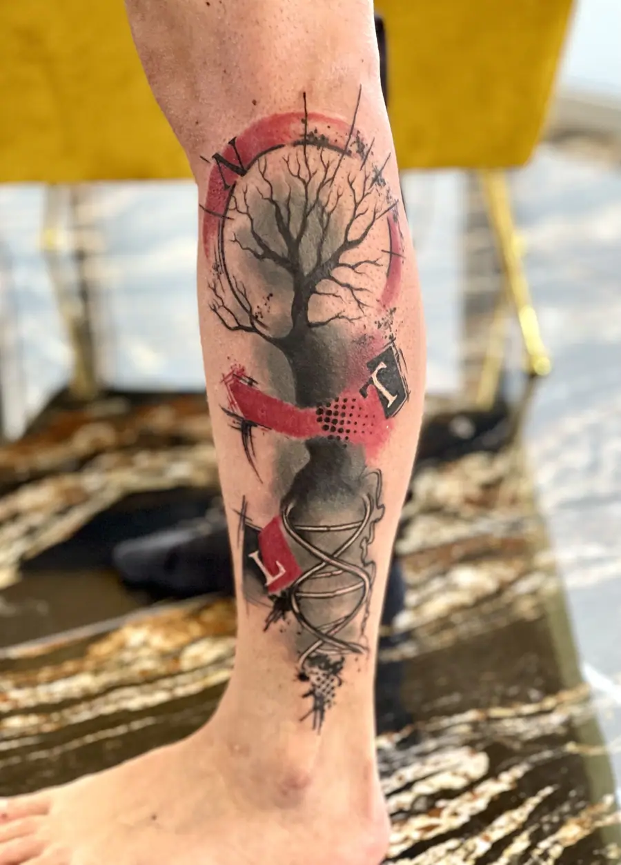 Trash Polka Männerbein Cover Up – Nachher — Cover Up Tattoo von Elisabeth Gerendai, V Tattoo & Beauty Art (Aargau, Schweiz)